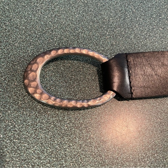 Chico’s Black Hammered Silver Latch Adjustable Genuine Leather Sz. Small - Picture 8 of 11